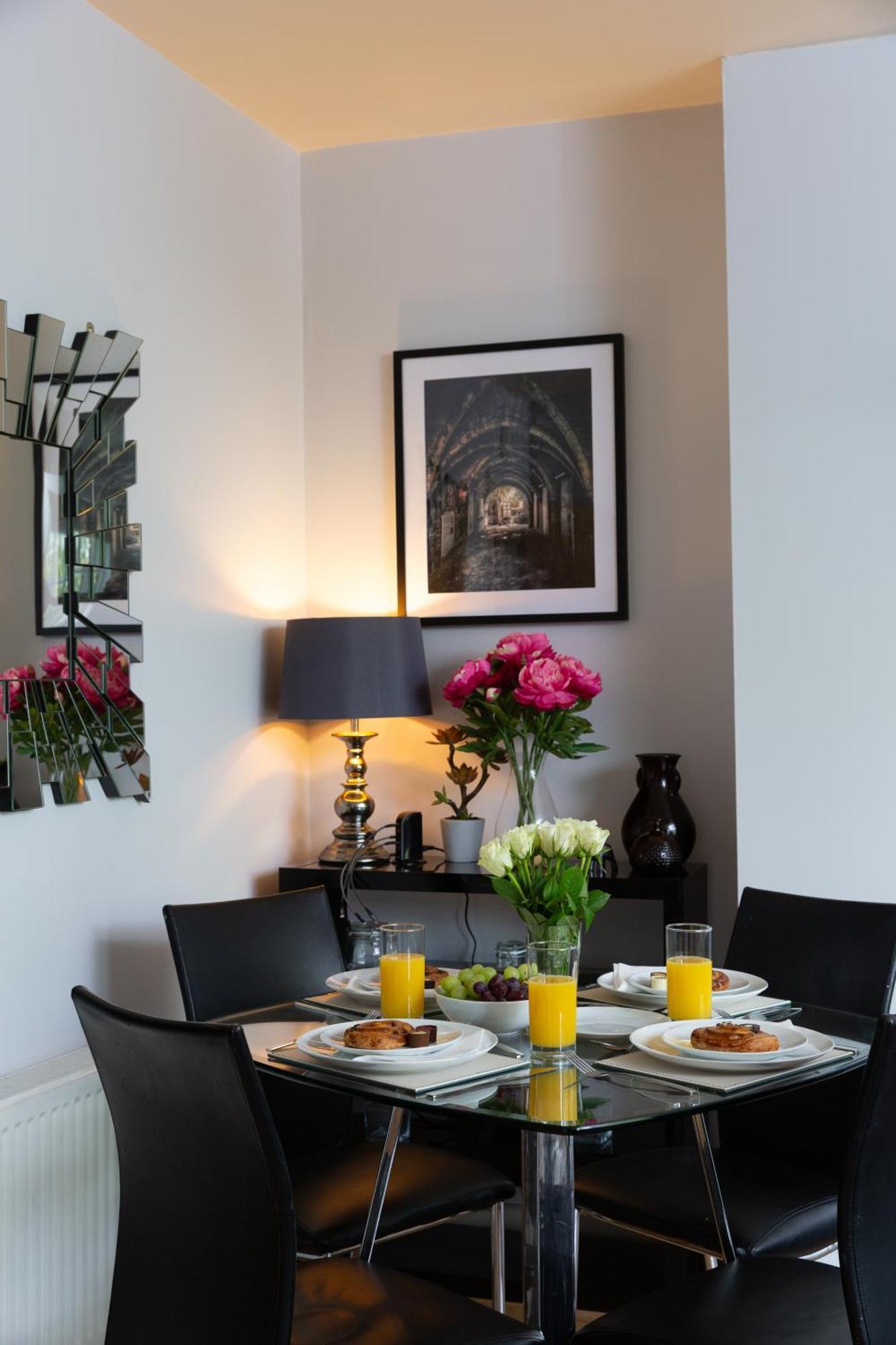 Bootham Court Grade II Duplex Apartment With Free Parking & Wi-Fi - Sleeps 2-6 People Йорк Екстер'єр фото
